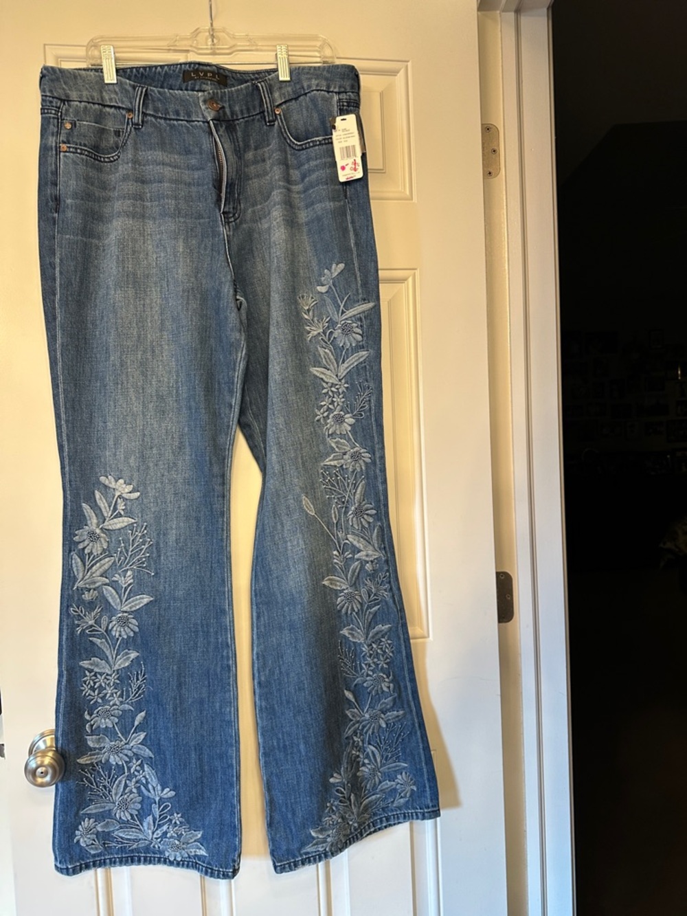 Liverpool Blue Flare Jeans with White Floral Embroidery size 14 new with tags